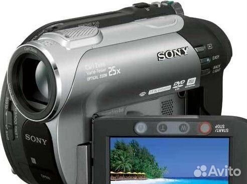 Видеокамера Sony Handycam