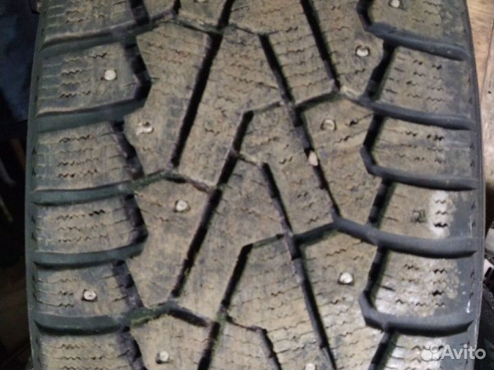 Pirelli Ice Zero 205/60 R16