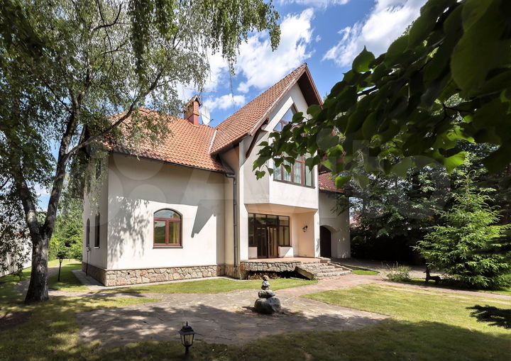 Дом 322 м² на участке 16 сот.