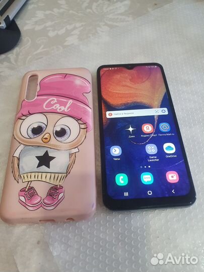 Samsung Galaxy A50, 4/64 ГБ