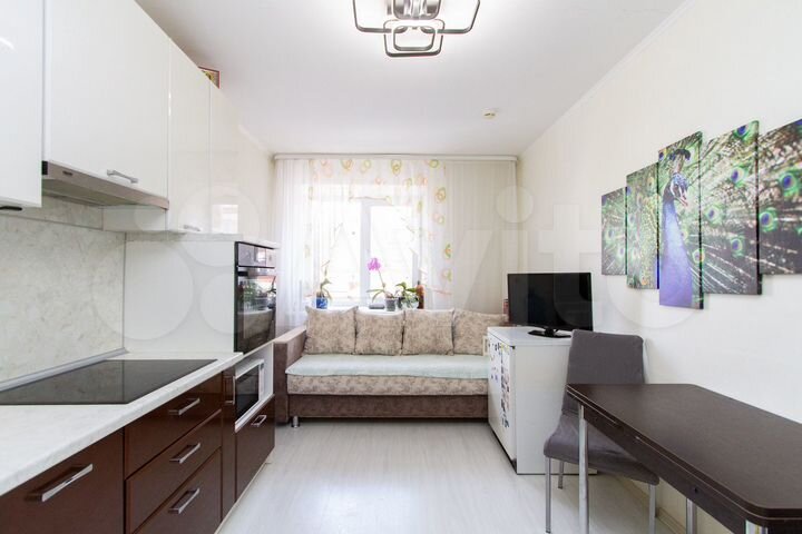 2-к. квартира, 56 м², 6/17 эт.
