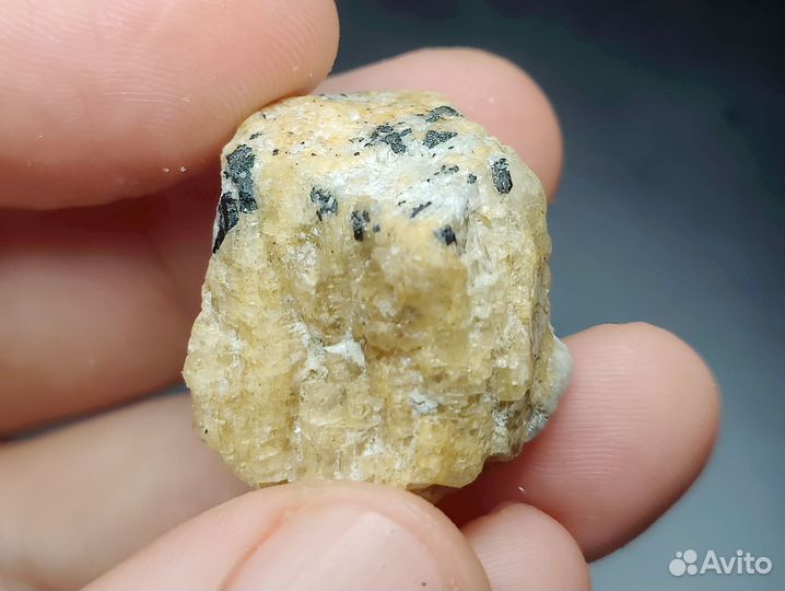 Редкий минерал Брейнерит