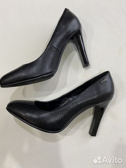 Туфли женские классика 38 р