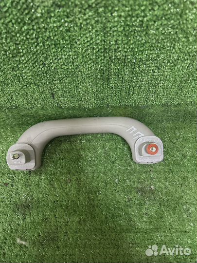 Ручка потолка передняя правая Hyundai Getz