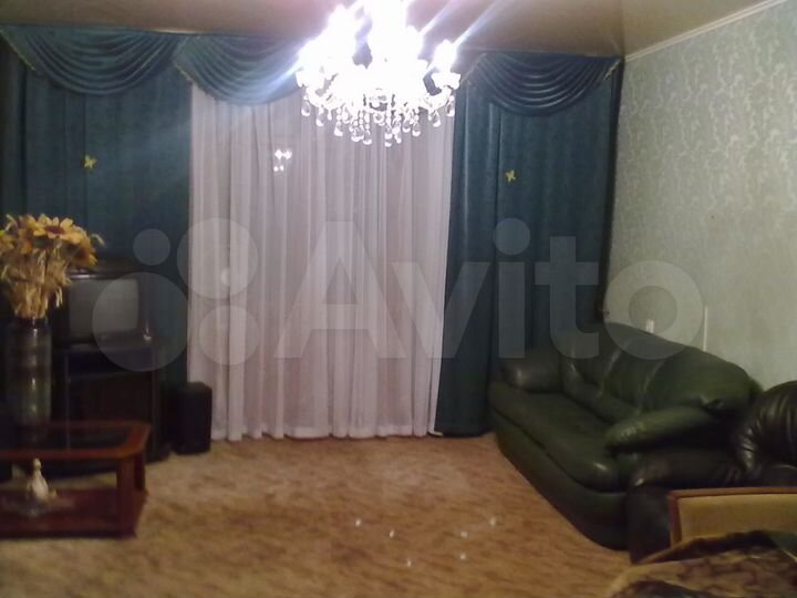 3-к. квартира, 95 м², 2/3 эт.