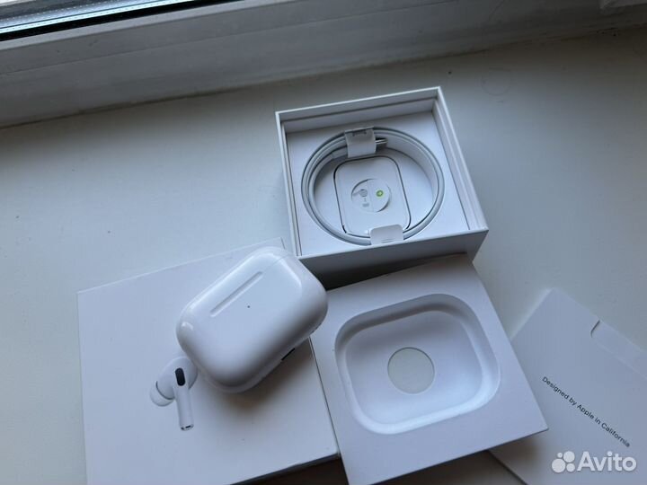 AirPods Pro 2 Lighting (5 месяцев) Оригинал