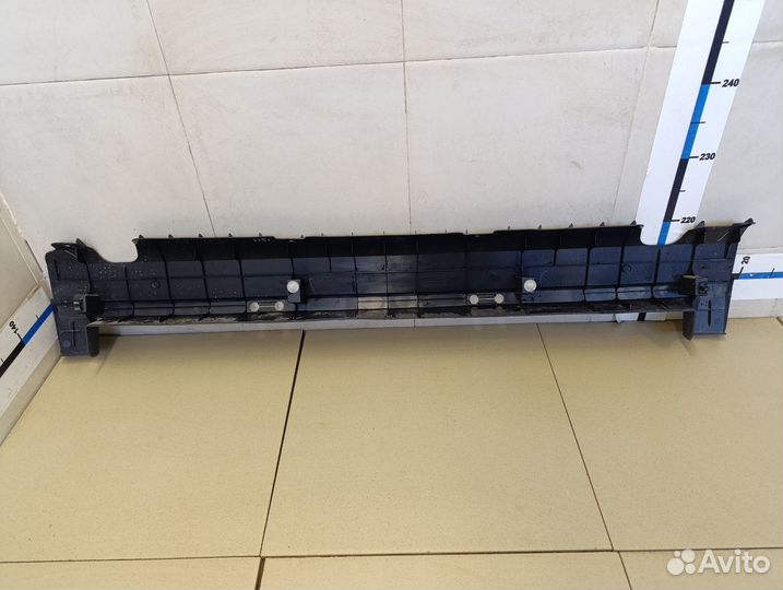 Обшивка багажника toyota Avensis III 2009