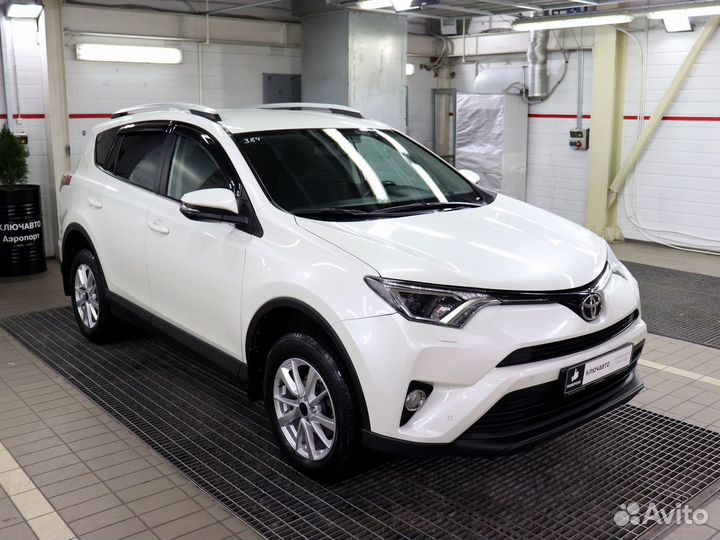 Toyota RAV4 2.0 CVT, 2017, 70 000 км