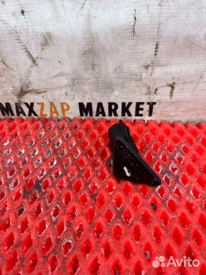 Кнопка багажника Ford Focus 1 седан 2.0 zetec 2001