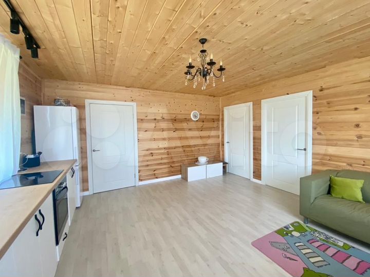 Дом 69,9 м² на участке 11,4 сот.