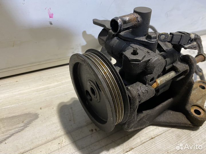 Насос гидроусилителя Kia Pikanto 1.0 G4HE