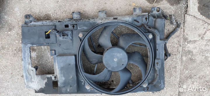 Вентилятор охлаждения Ситроен Ксара Пикассо