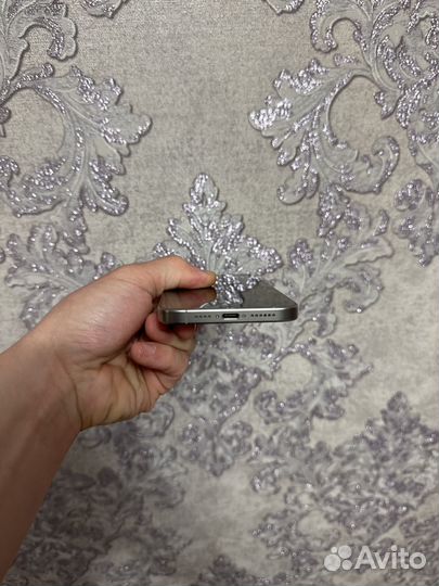 iPhone 15 Pro, 256 ГБ