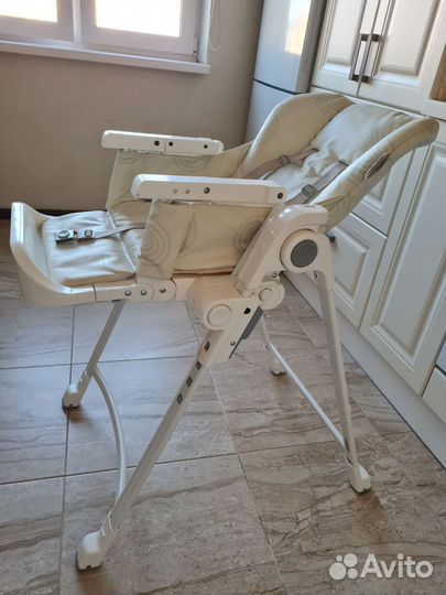 Стульчик для кормления inglesina gusto