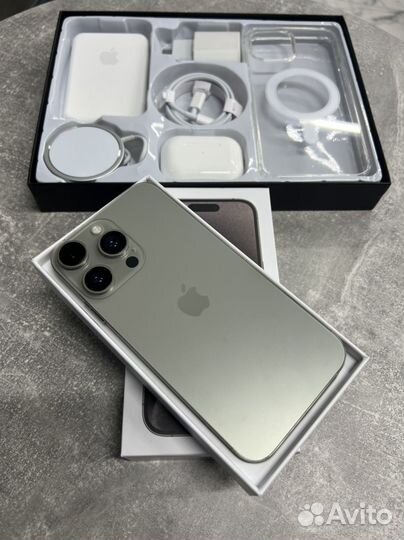 iPhone Xr, 128 ГБ