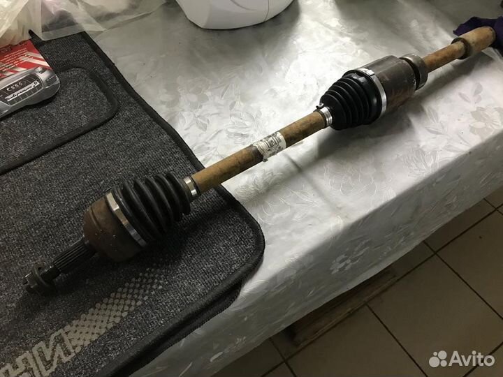 Передний правый привод renault duster