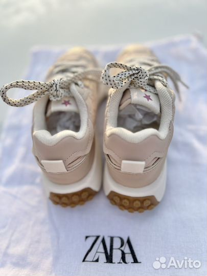 Кроссовки Zara 32