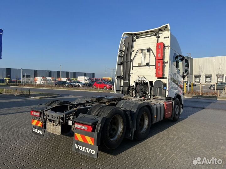 В разборке грузовик Volvo,FH с 2013