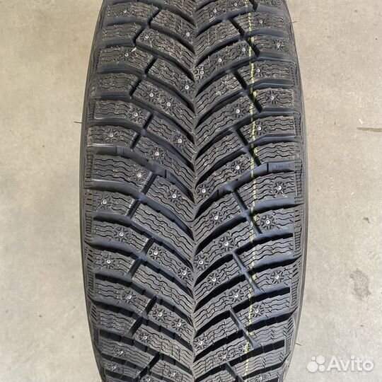 Michelin X-Ice North 4 SUV 275/50 R21 113T
