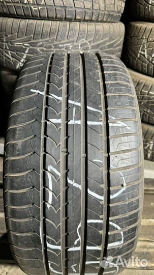 Goodyear EfficientGrip 275/40 R19 101Y