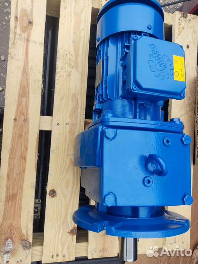 Мотор редуктор 3мп40-56