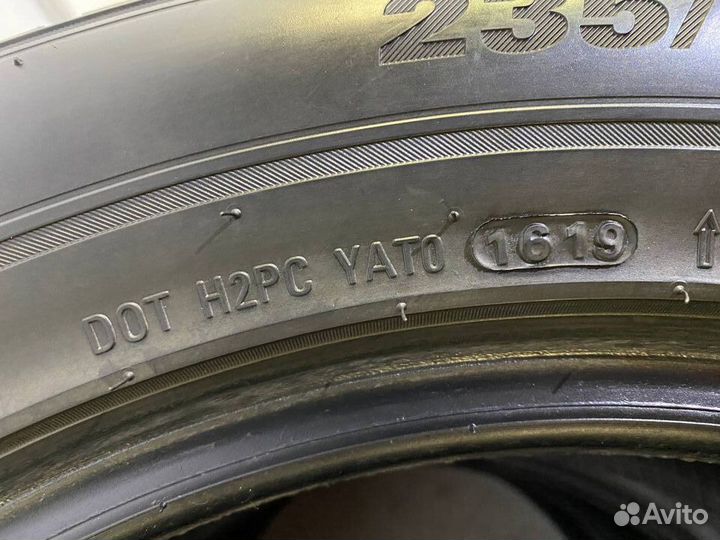 Kumho WinterCraft ice Wi31+ 235/55 R17