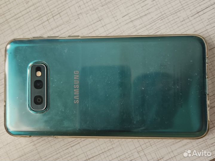 Samsung Galaxy S10e, 6/128 ГБ