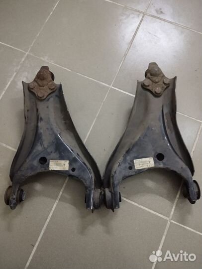 Запчасти на renault duster 2 л 4/4 135 л/с