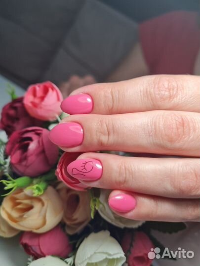 Маникюр с покрытием гель лак. Наращивание ногтей