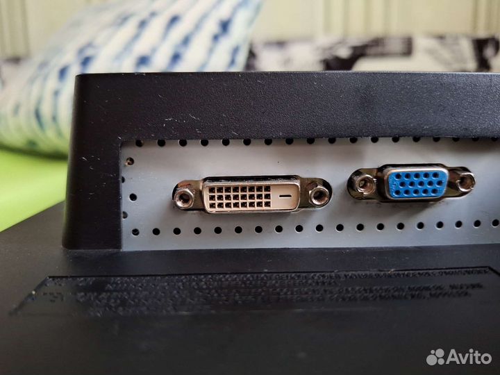 Монитор Samsung syncmaster