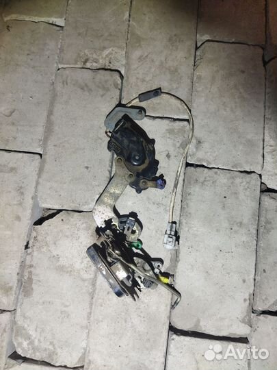 Замок двери Suzuki baleno