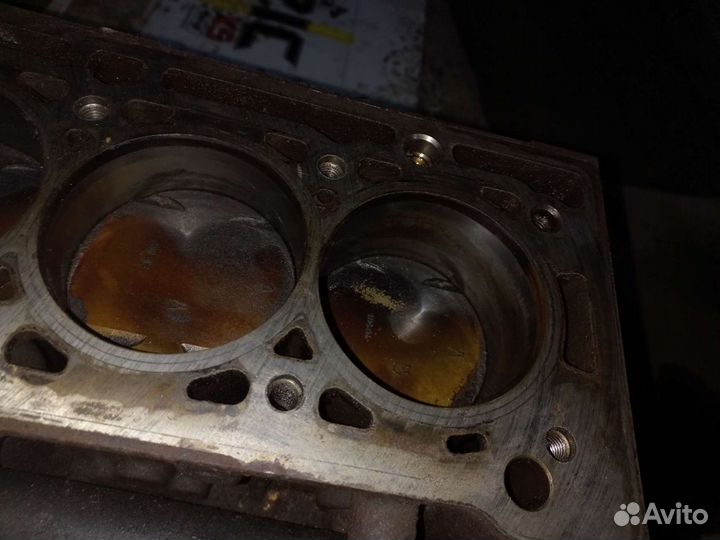 Блок двигателя k4j 730 Renault megane