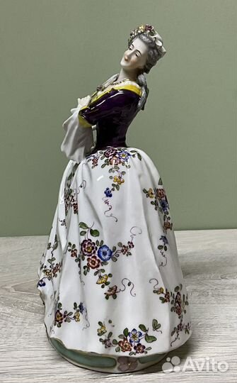 Дама с веером. Muller. Германия