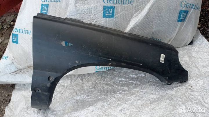 Крыло Шевроле Нива Бертоне переднееПравая