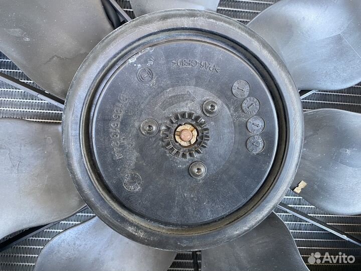 Кассета радиаторов Mercedes Benz W212 оригинал