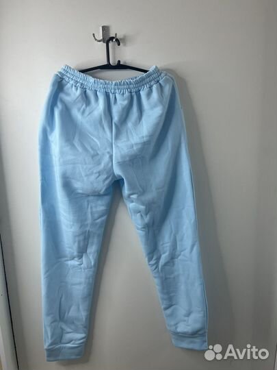 Костюм спортивный