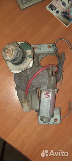 Моторчик зеркала Isuzu Forward