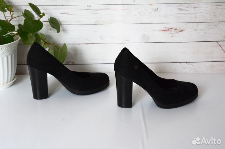 Туфли женские из замши черные на каблуке 37