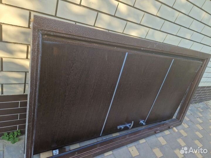 Дверь входная металлическая правая бу