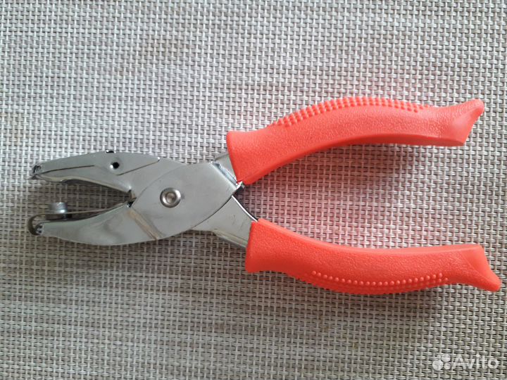 Дырокол - перфоратор для скрапбукинга