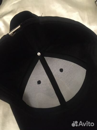 Бейсболка новая