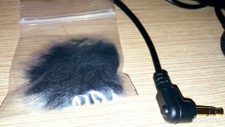 Микрофон петличный чувствительный для смартфона