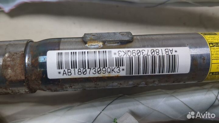 Подушка безопасности боковая правая Toyota iQ