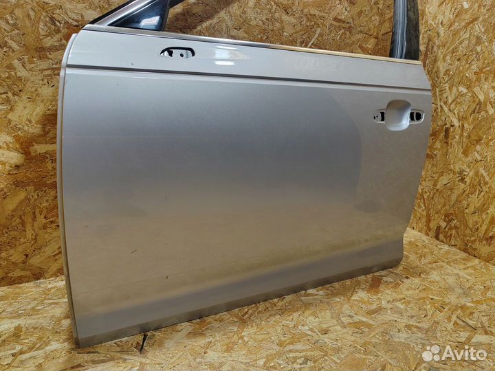 Дверь передняя левая Audi A4 B9 2016 8W0831051