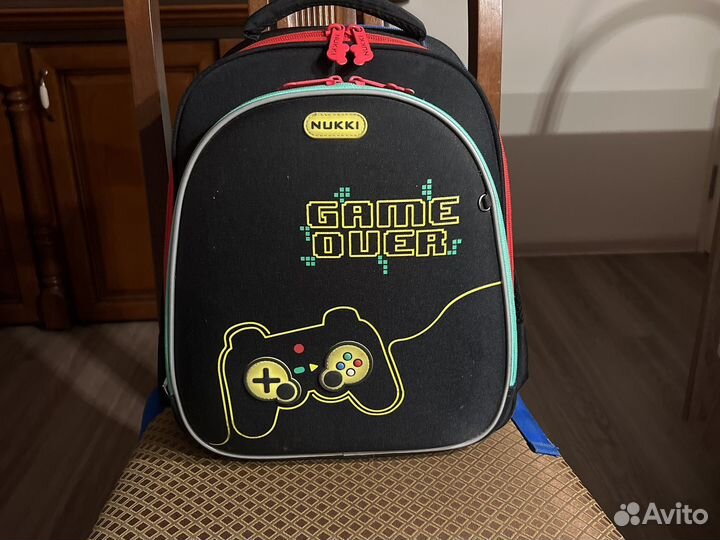 Рюкзак школьный