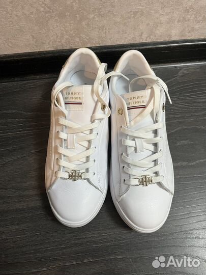 Tommy hilfiger кеды