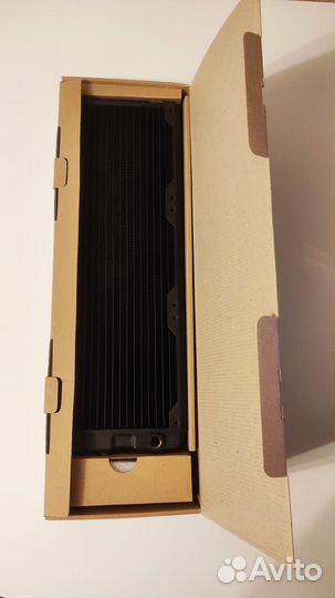 Радиатор сво Hardware Labs Black Ice Nemesis 420мм