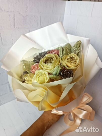 Букет из шоколадных цветов