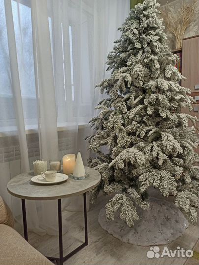 Ель искусственная, литая заснеженная