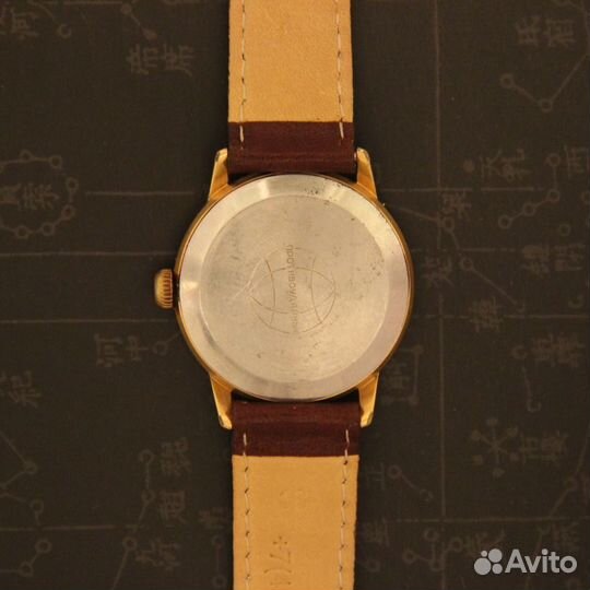 Raketa наручные механические часы СССР